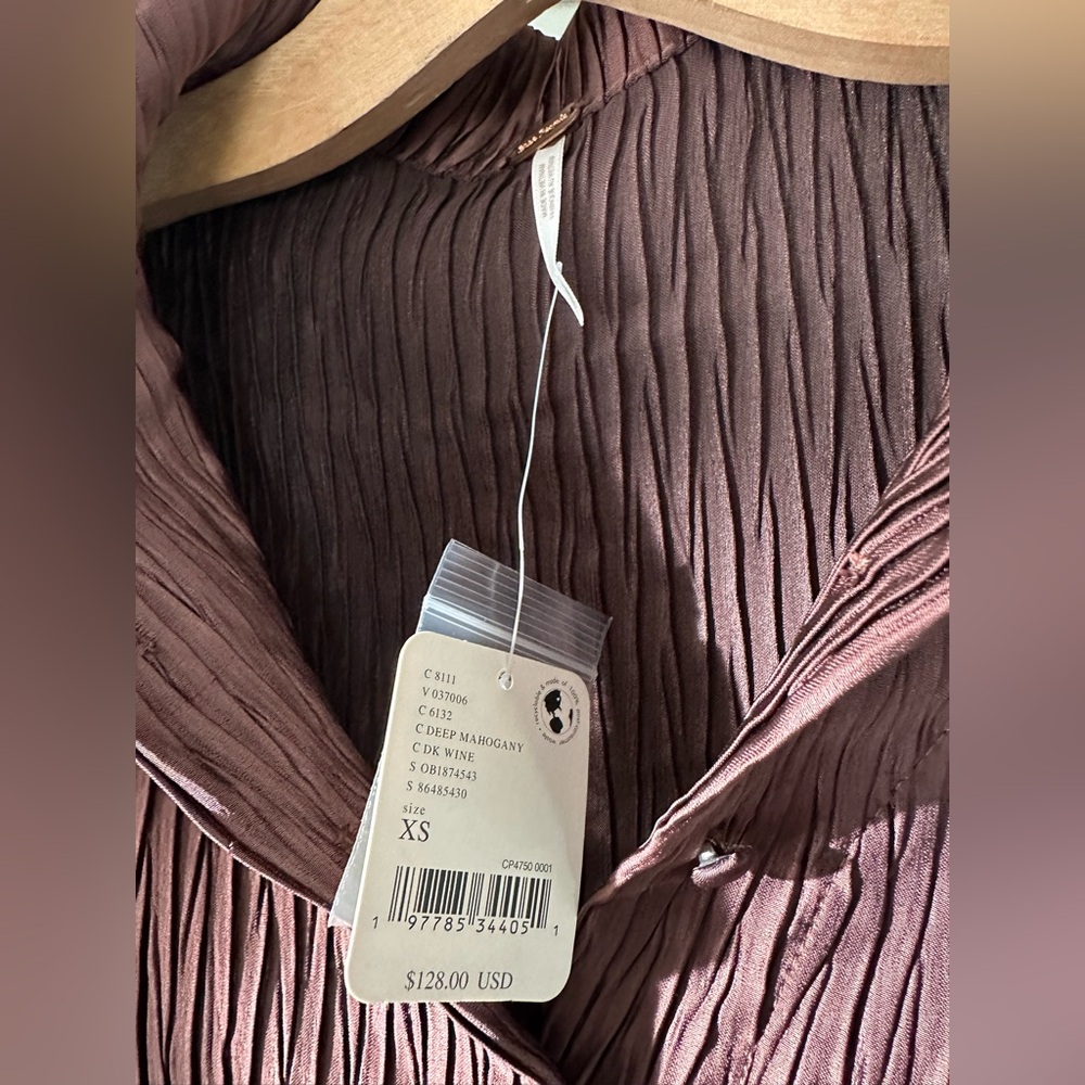 FP Next Dimension Button Down - Picture 7 of 9